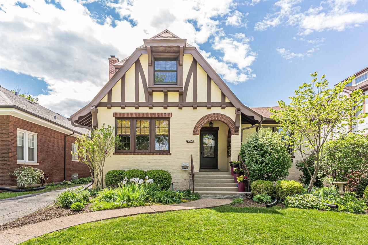 9150 S Hoyne Ave., Chicago, IL 60643