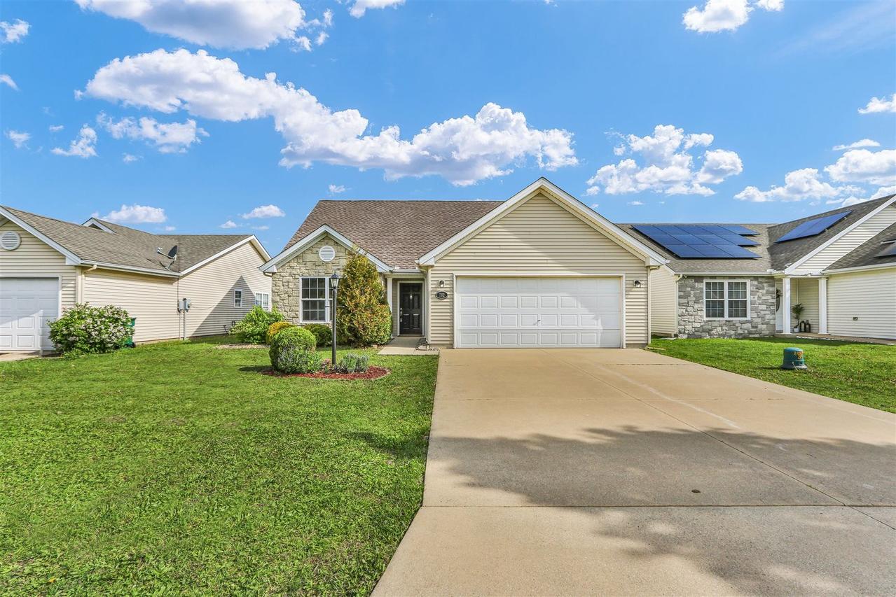 702 Newton Dr., Champaign, IL 61822