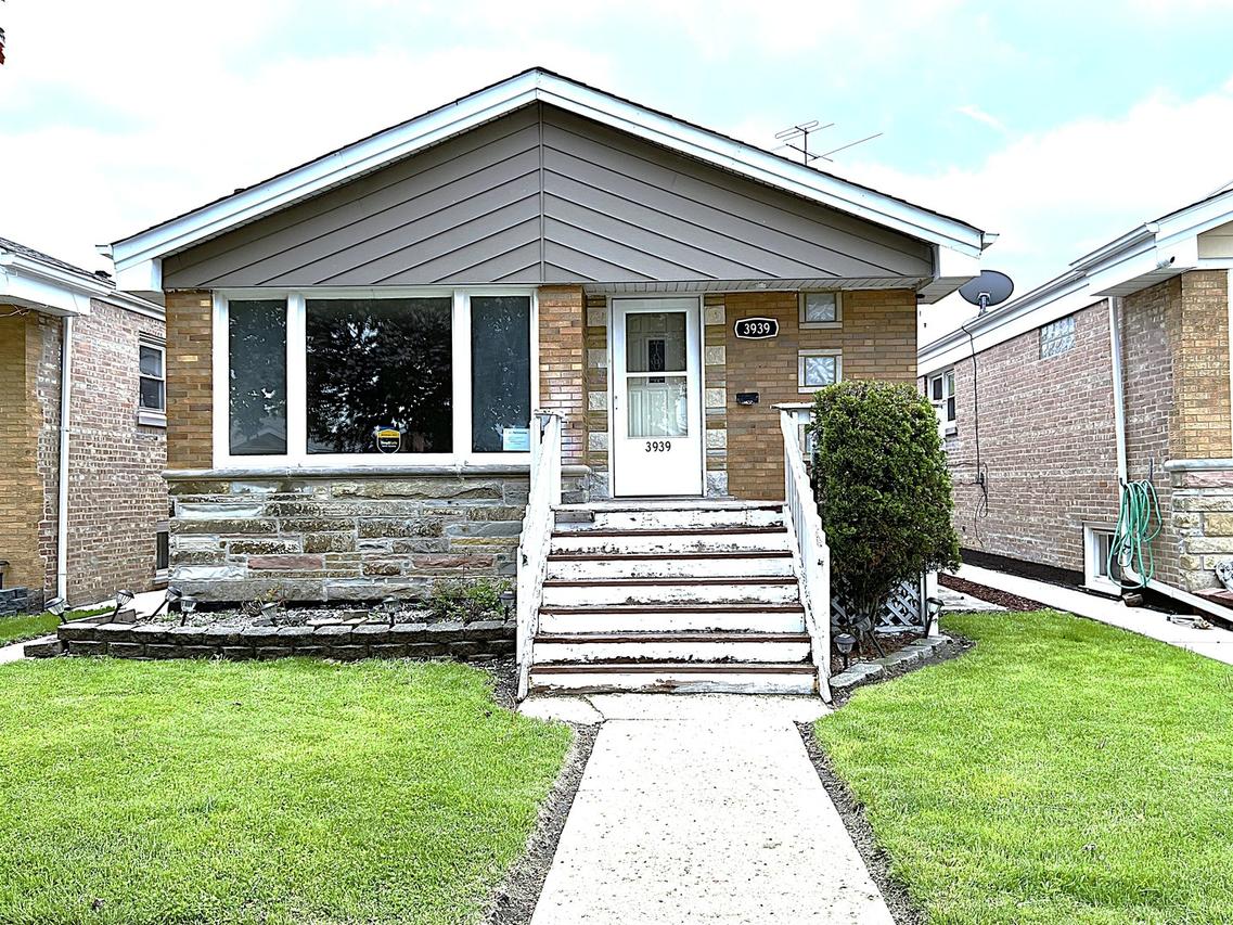 3939 W 84th Pl., Chicago, IL 60652