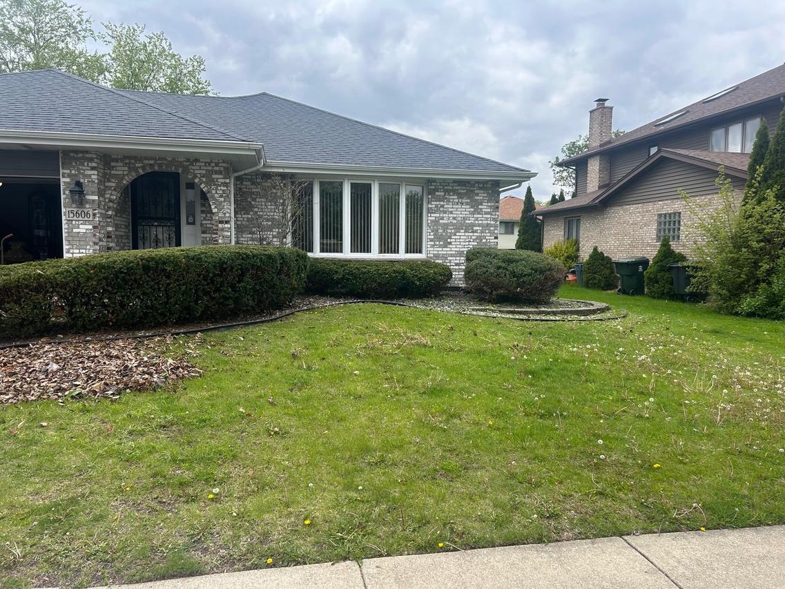 15606 New England Ave., Oak Forest, IL 60452