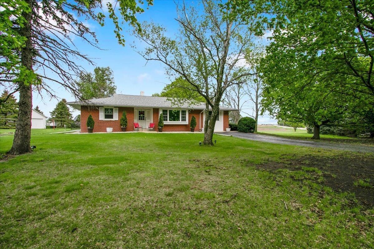 12495 Grove Rd., Minooka, IL 60447