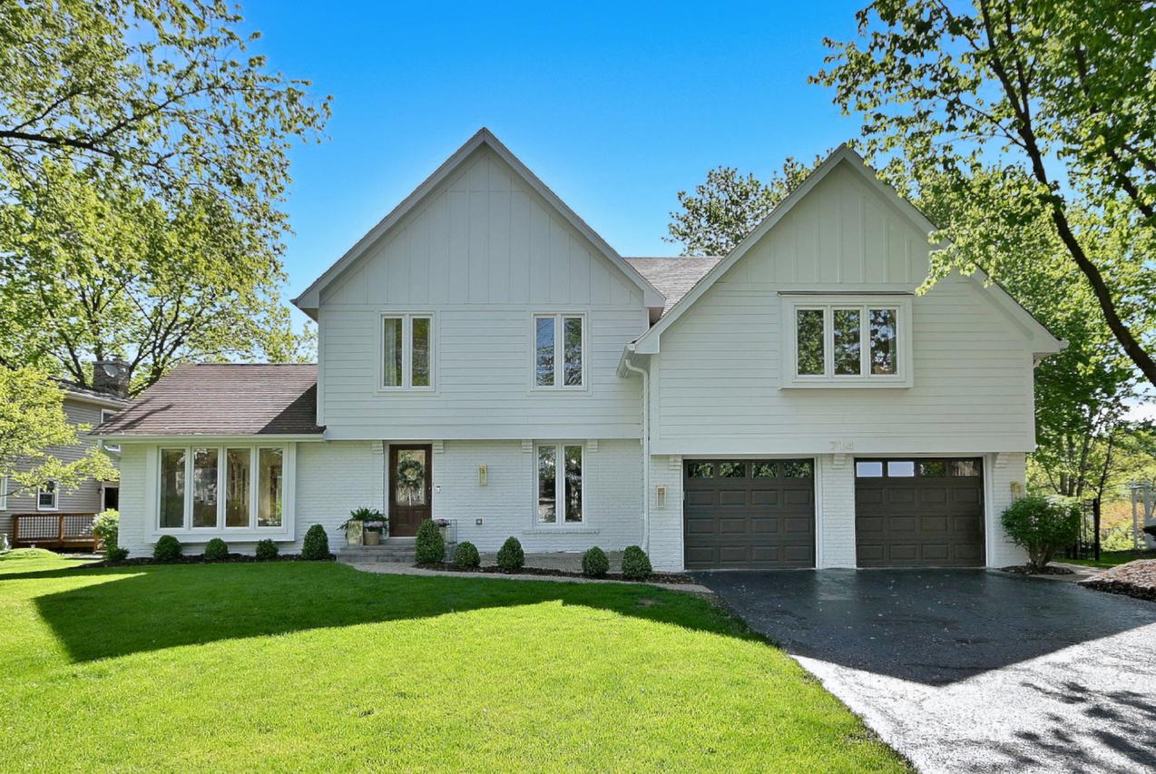 714 Celtic Ash Ct., Naperville, IL 60540