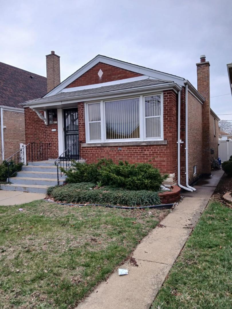 8025 S Sacramento Ave., Chicago, IL 60652