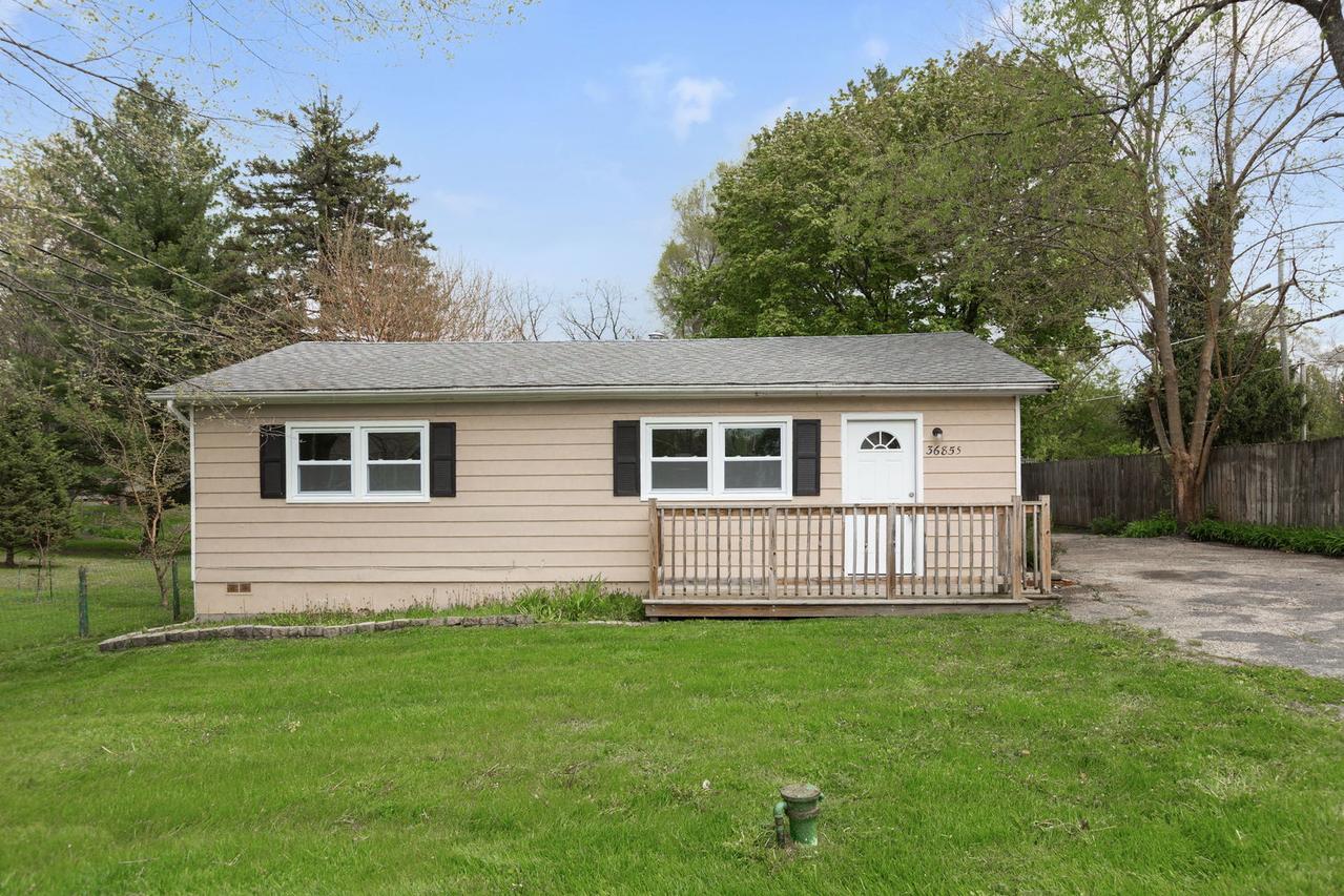 36855 N Elizabeth Dr., Lake Villa, IL 60046