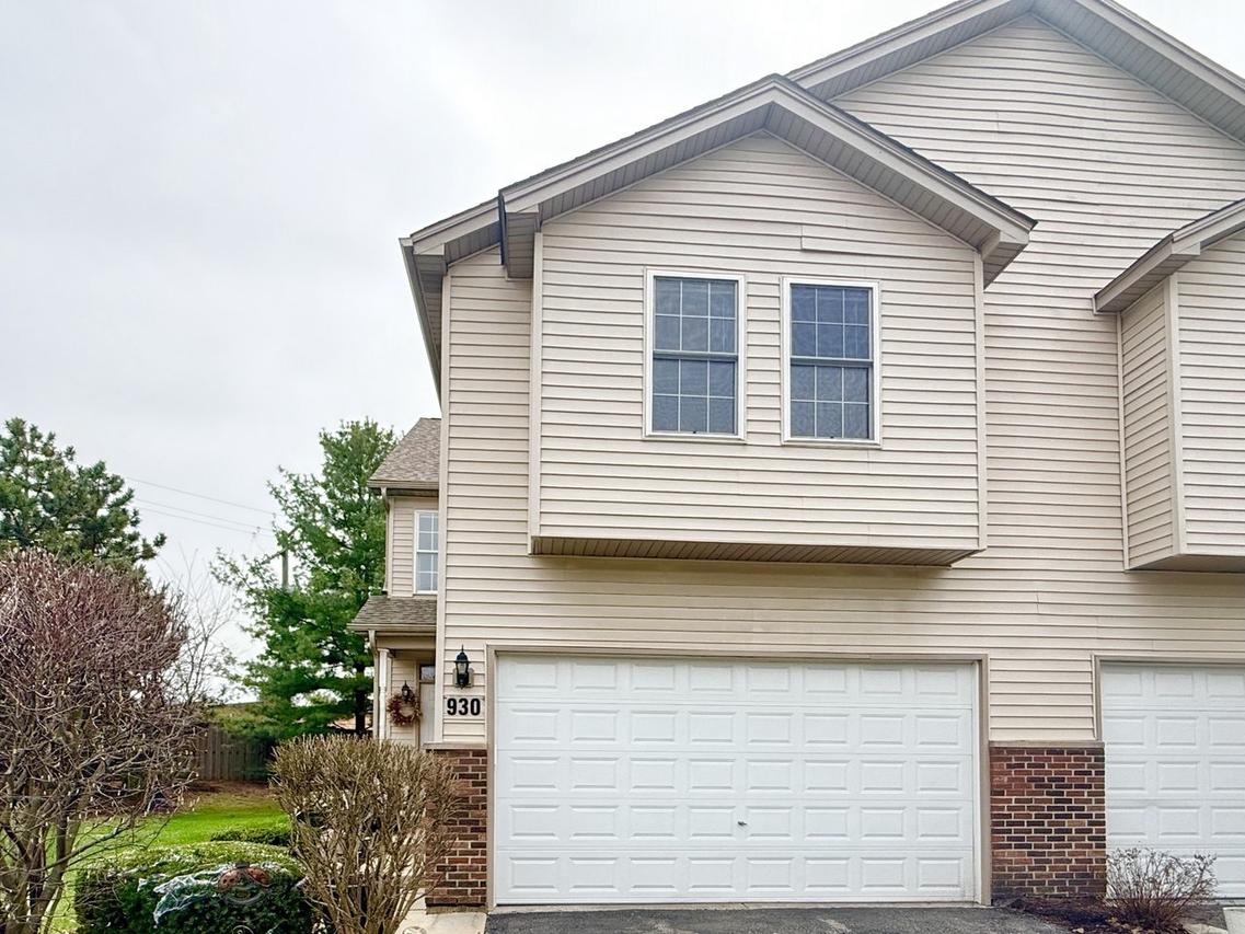 930 Case St., Naperville, IL 60563