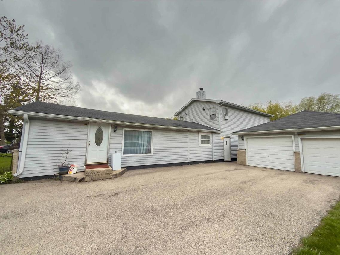 2912 18th Pl., North Chicago, IL 60064