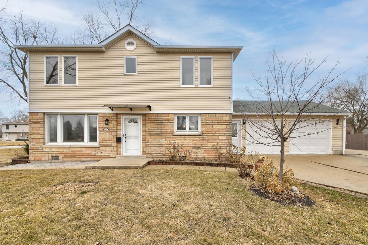 2659 Eisenhower Dr., Des Plaines, IL 60018