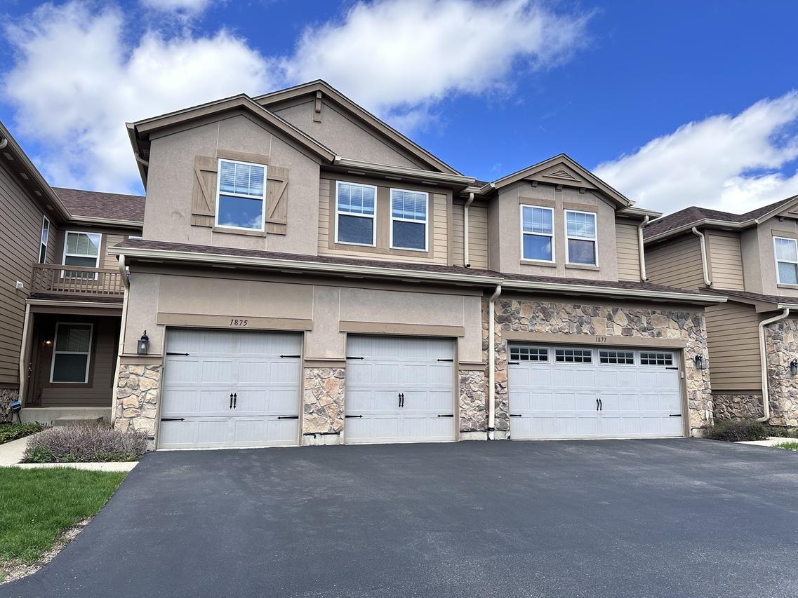 1875 N Crenshaw Cir., Vernon Hills, IL 60061