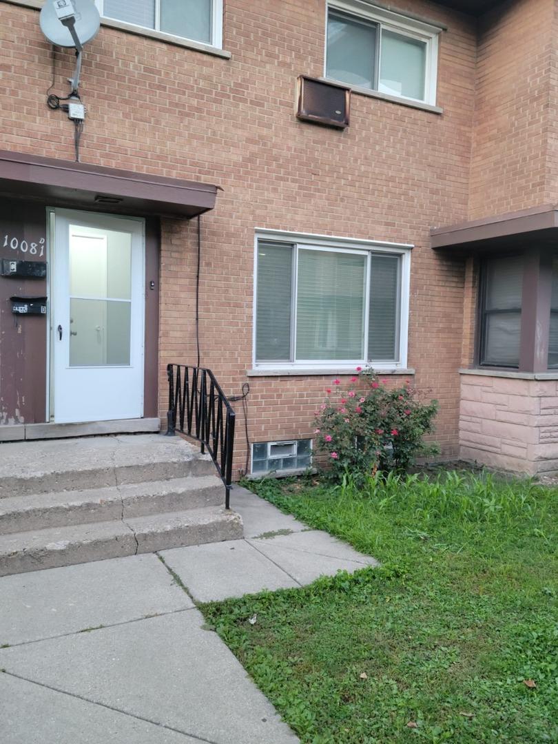10081 Frontage Rd. #D, Skokie, IL 60077