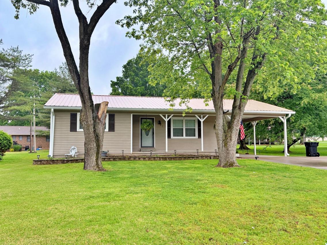 67 Adkins St., Metropolis, IL 62960