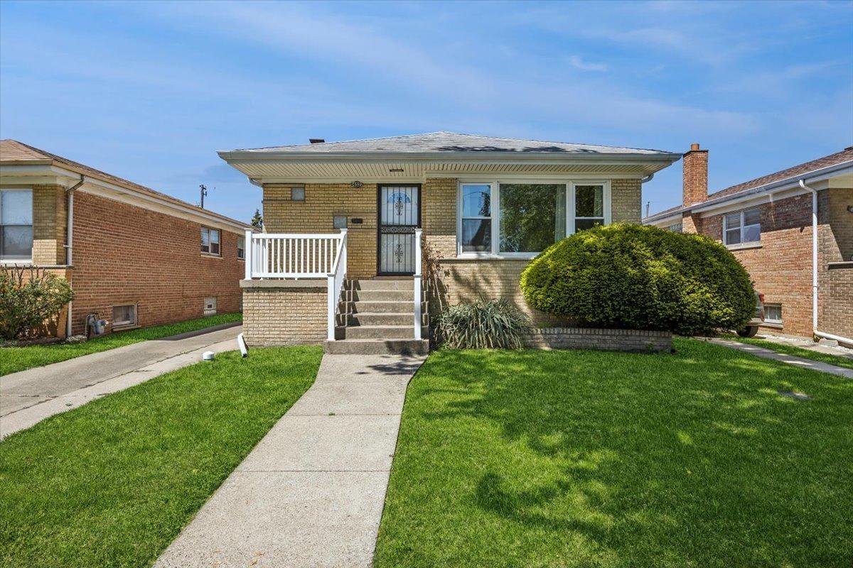 14522 S Calhoun Ave., Burnham, IL 60633