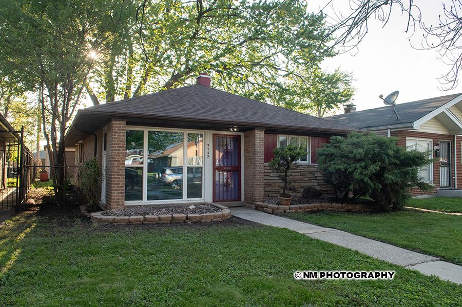 9540 S Bennett Ave., Chicago, IL 60617