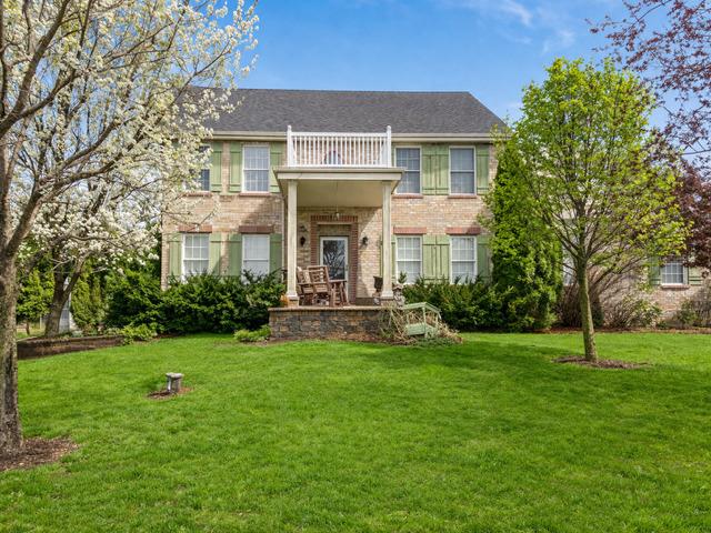 1425 Shorewood Dr., St. Anne, IL 60964