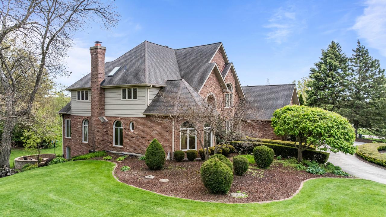 13155 Fox Ln., Lemont, IL 60439
