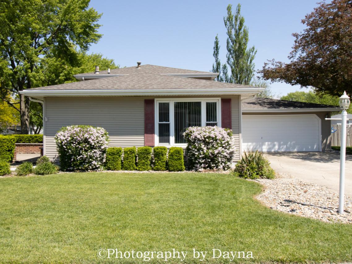 60 Hilltop Dr., Bourbonnais, IL 60914