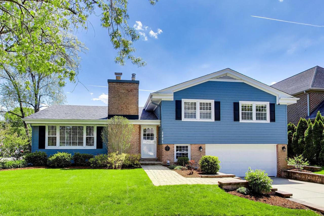 2401 Maple Ave., Northbrook, IL 60062