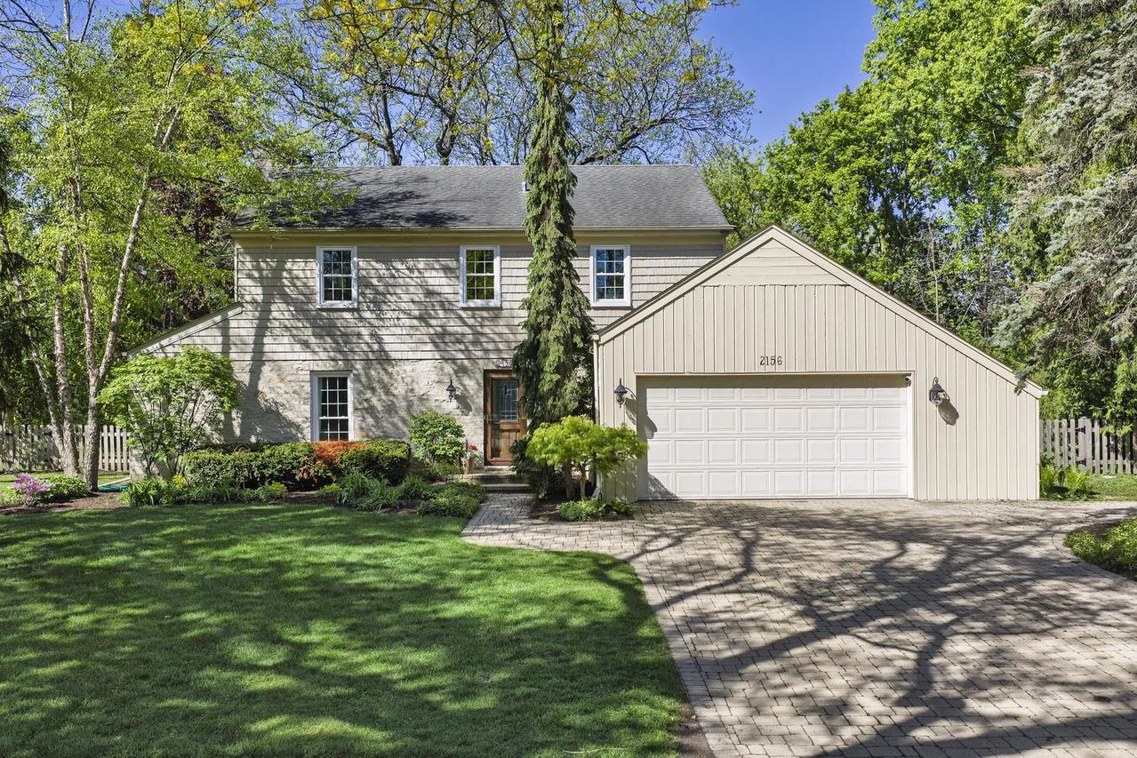 2156 Glendale Ave., Northbrook, IL 60062