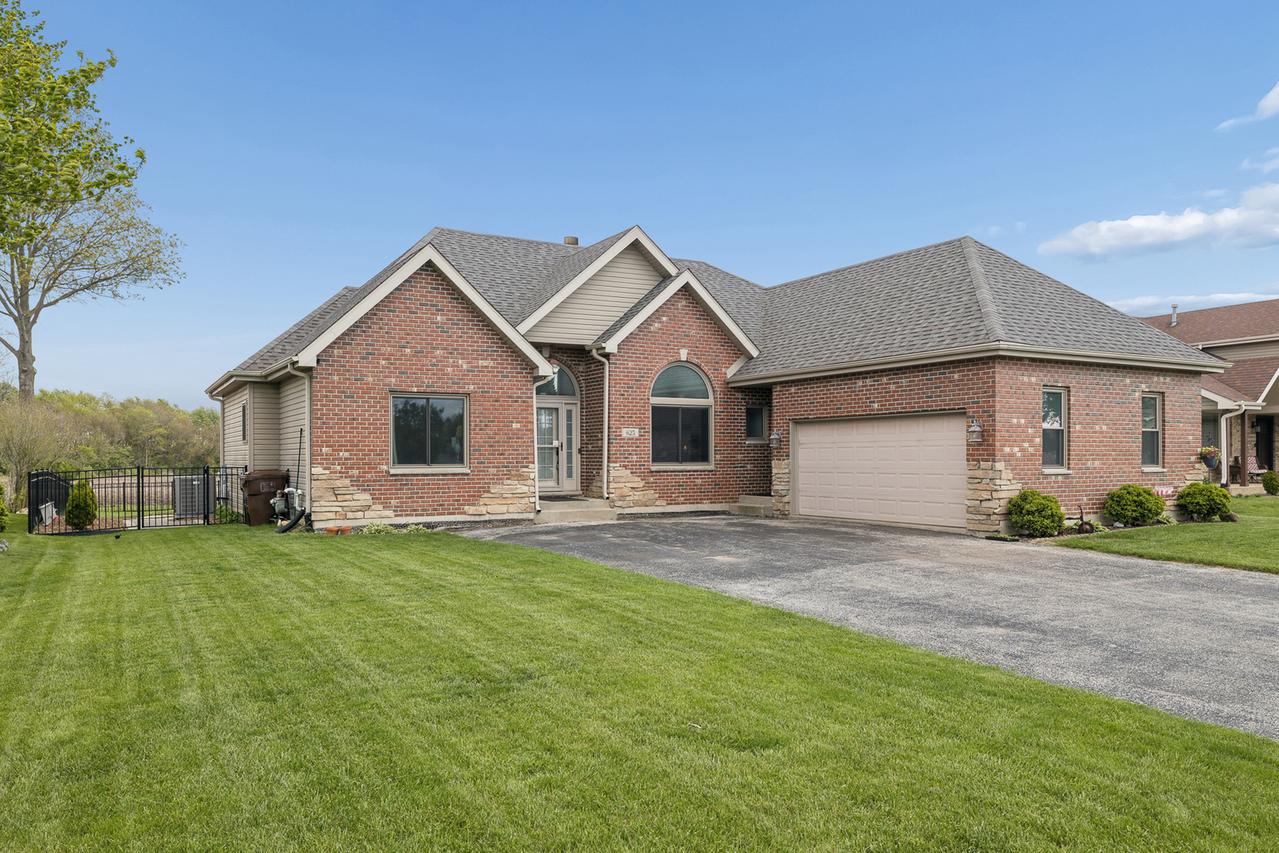 625 Merganser Ln., Peotone, IL 60468