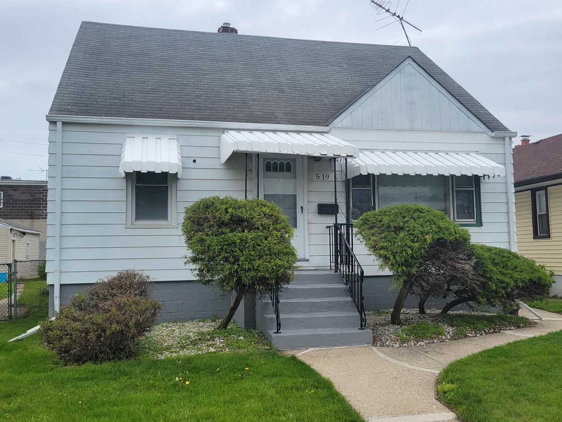 519 S Gordon Ave., Calumet City, IL 60409