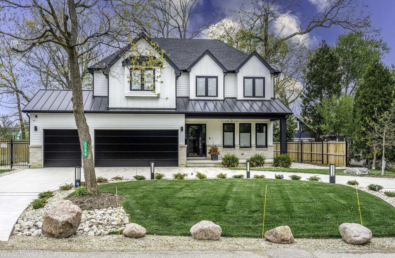 23388 N Birchwood Ln., Deerfield, IL 60015