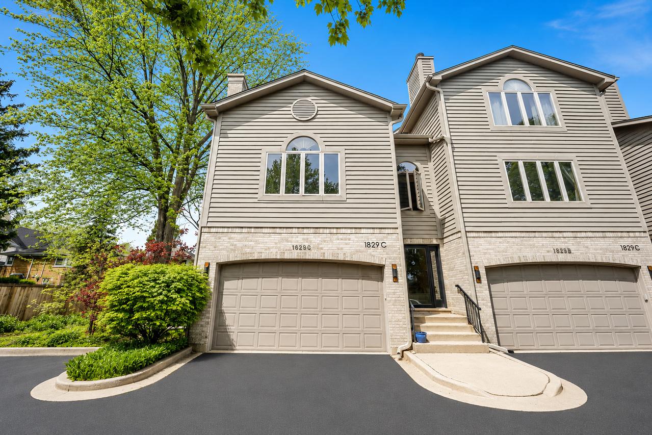 1829 Wilmette Ave. #C, Wilmette, IL 60091