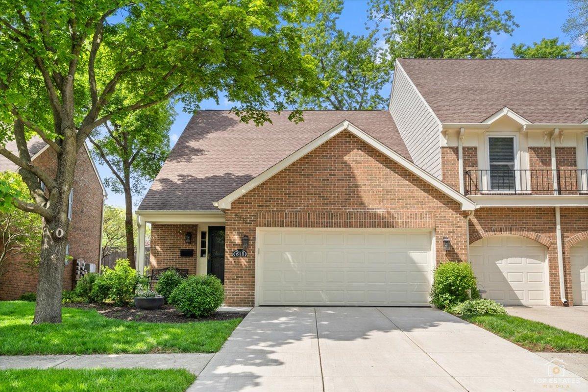 615 Windham Ln., Naperville, IL 60563