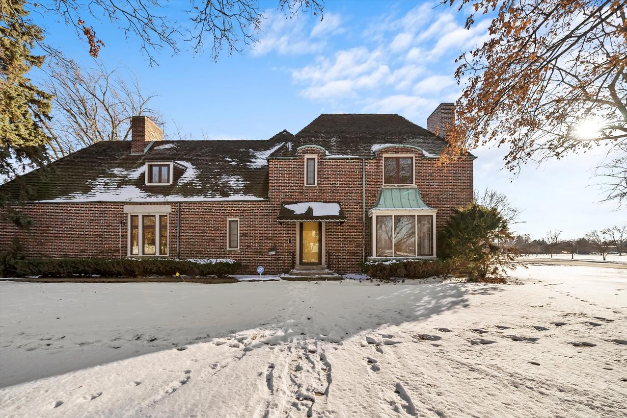 11731 S Bell Ave., Chicago, IL 60643
