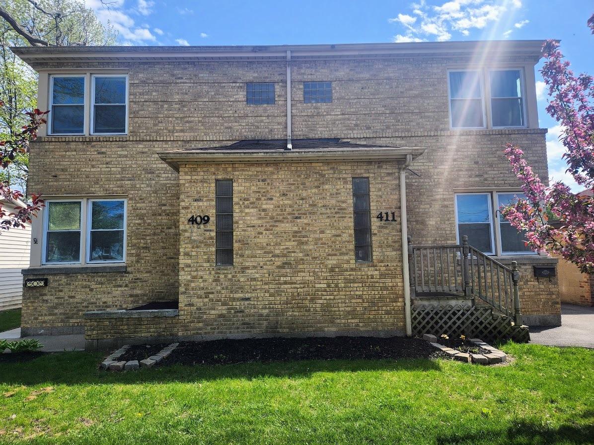 409-11 W Keith Ave., Waukegan, IL 60085