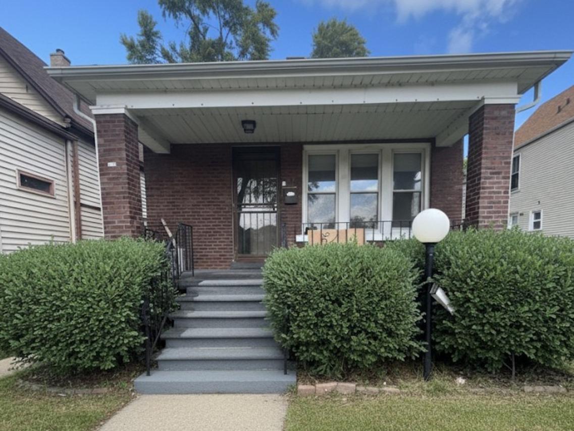 618 E 89th St., Chicago, IL 60619