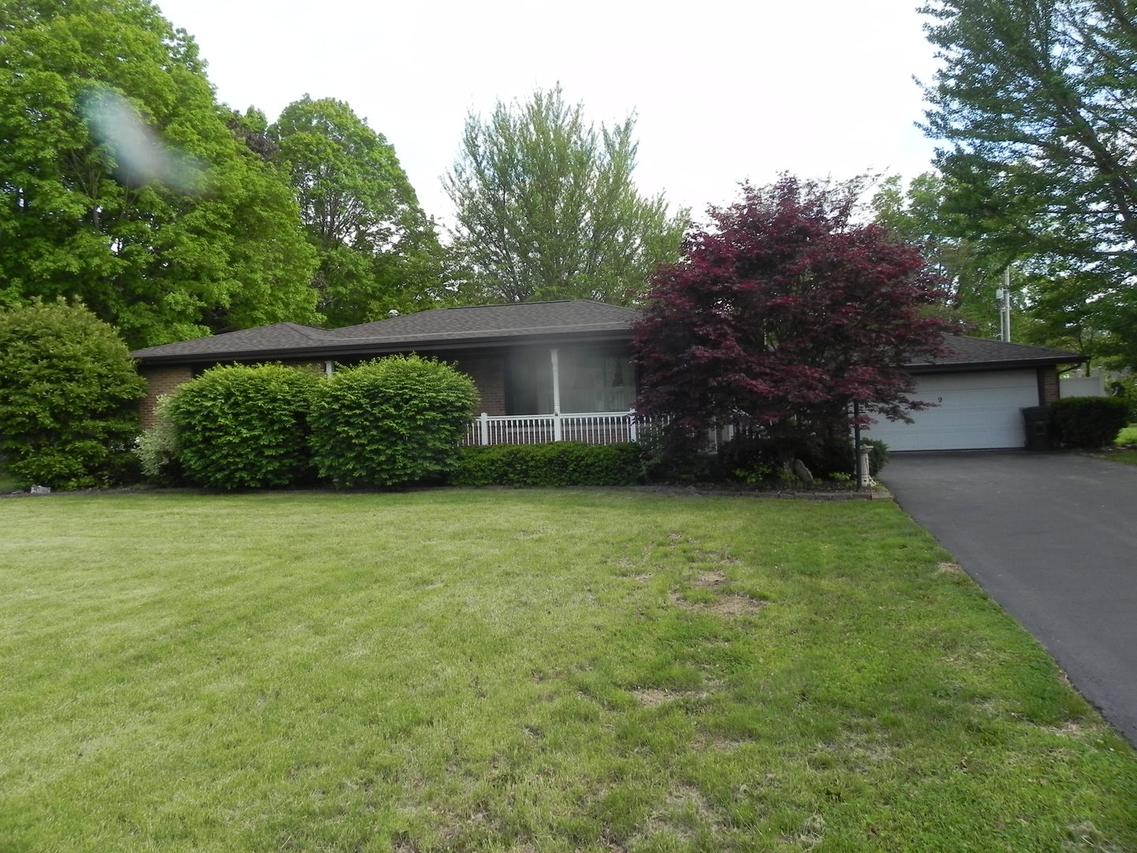 9 E North Ct., Decatur, IL 62526
