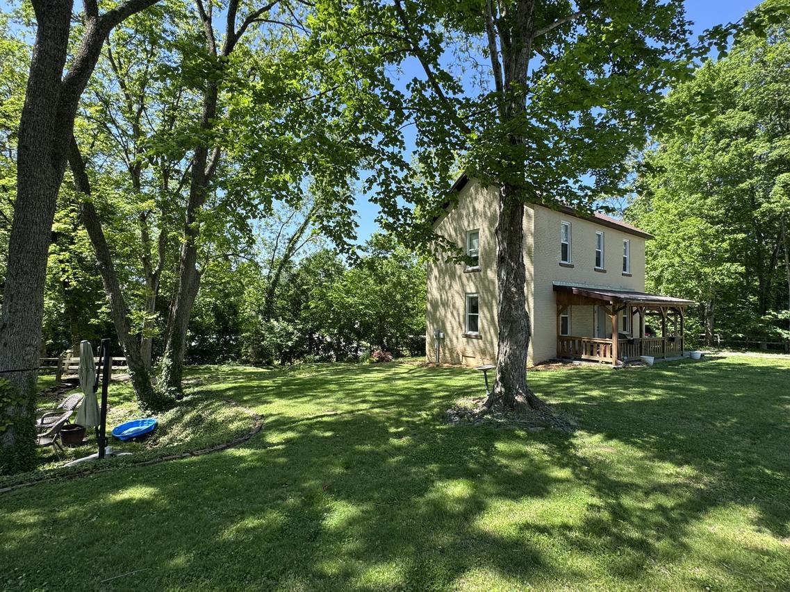 104 W Heacock St., Jonesboro, IL 62952