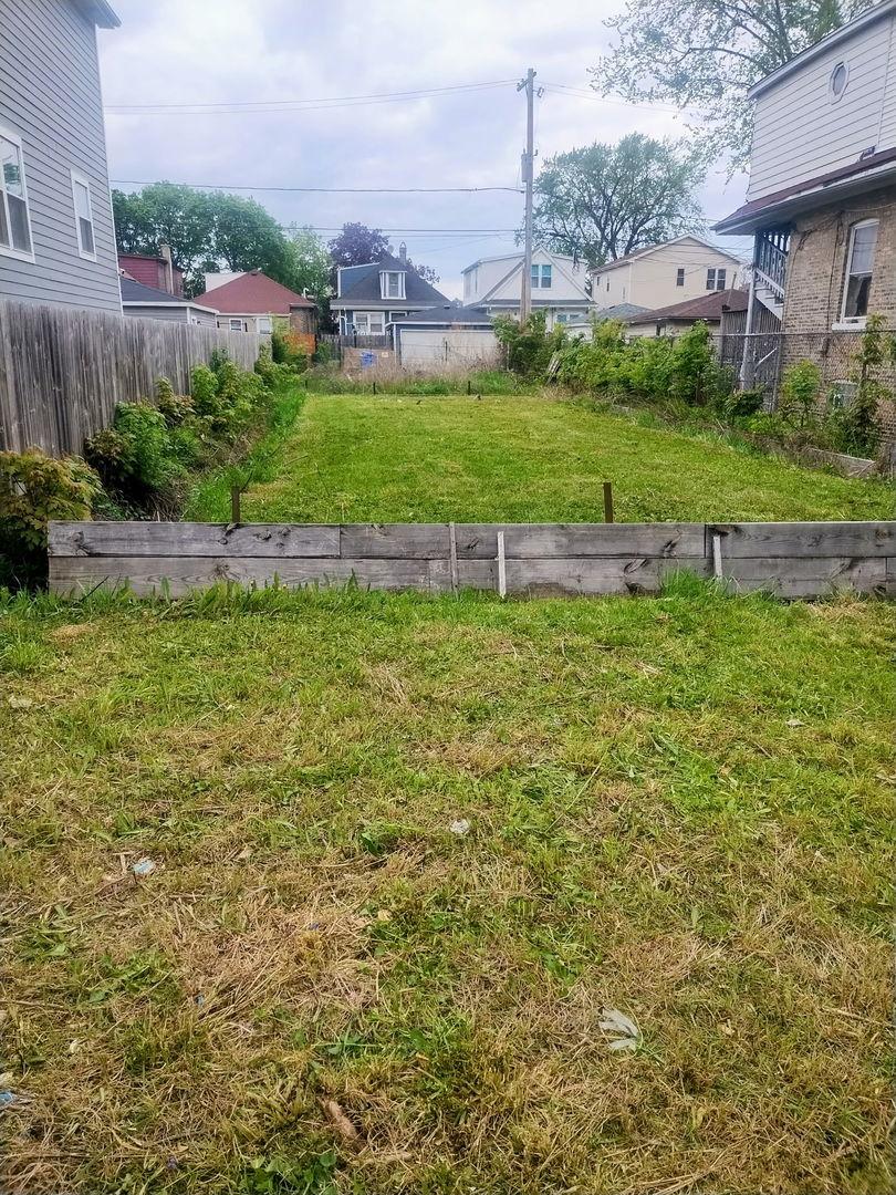 4848 W Potomac Ave., Chicago, IL 60651
