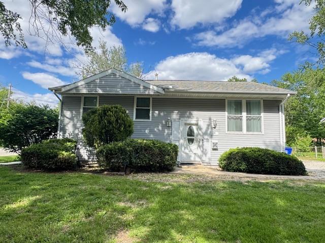 38 Whippoorwill Dr., Decatur, IL 62526
