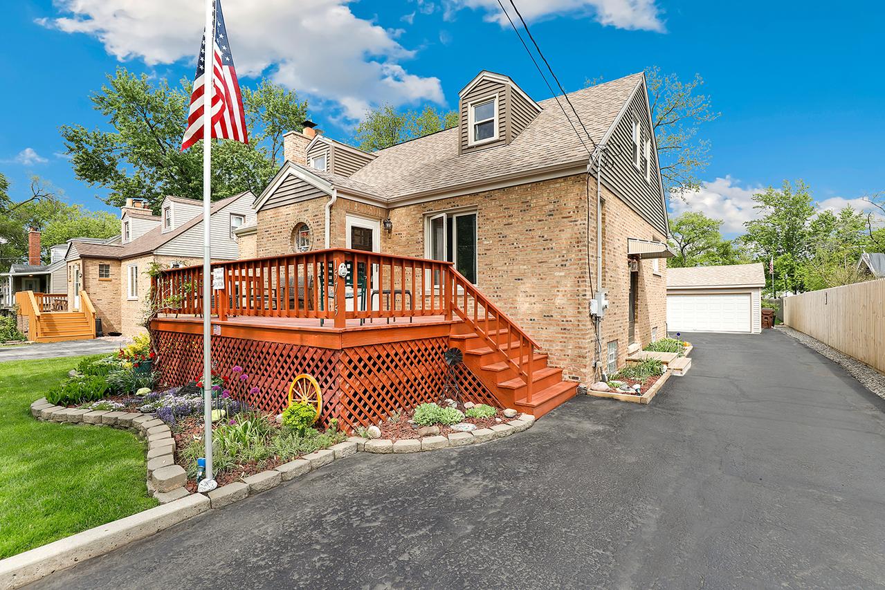 15715 Lavergne Ave., Oak Forest, IL 60452