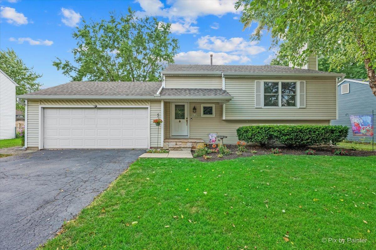 960 Independence Ave., St. Charles, IL 60174