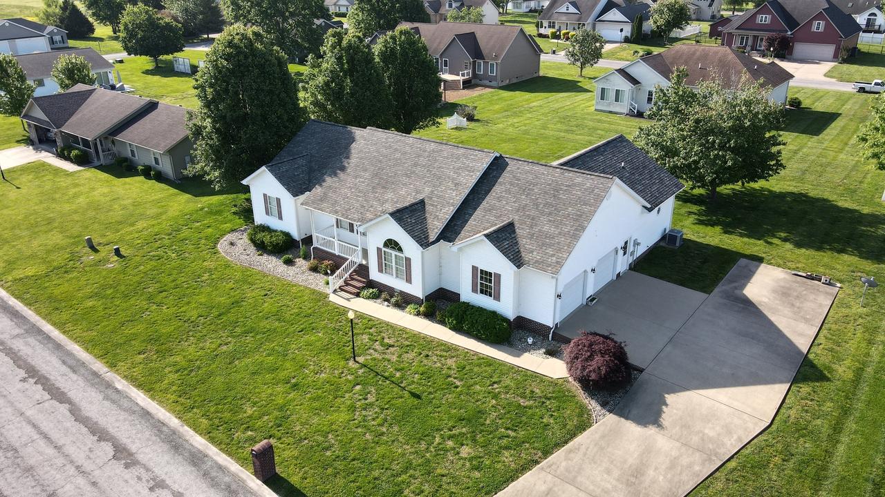 1208 Turnberry Dr., Herrin, IL 62948