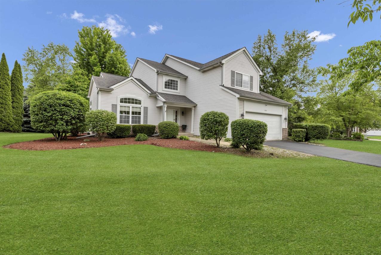 360 Thomas Dr., West Chicago, IL 60185