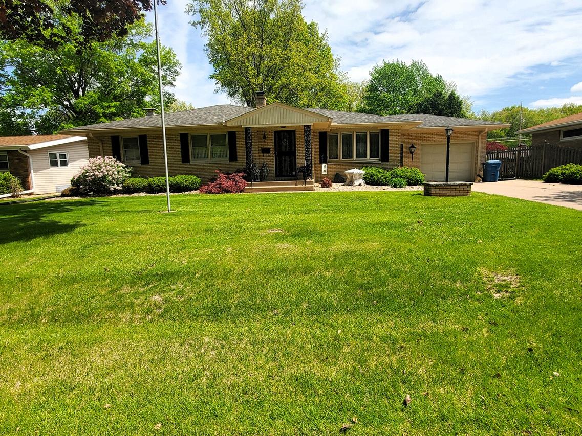 3500 12th St., East Moline, IL 61244