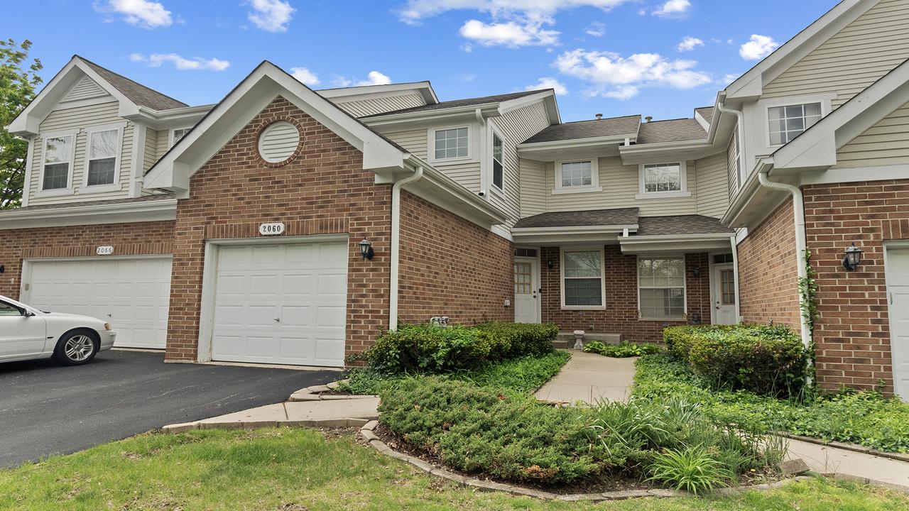 2060 Crossing Ct., Lombard, IL 60148