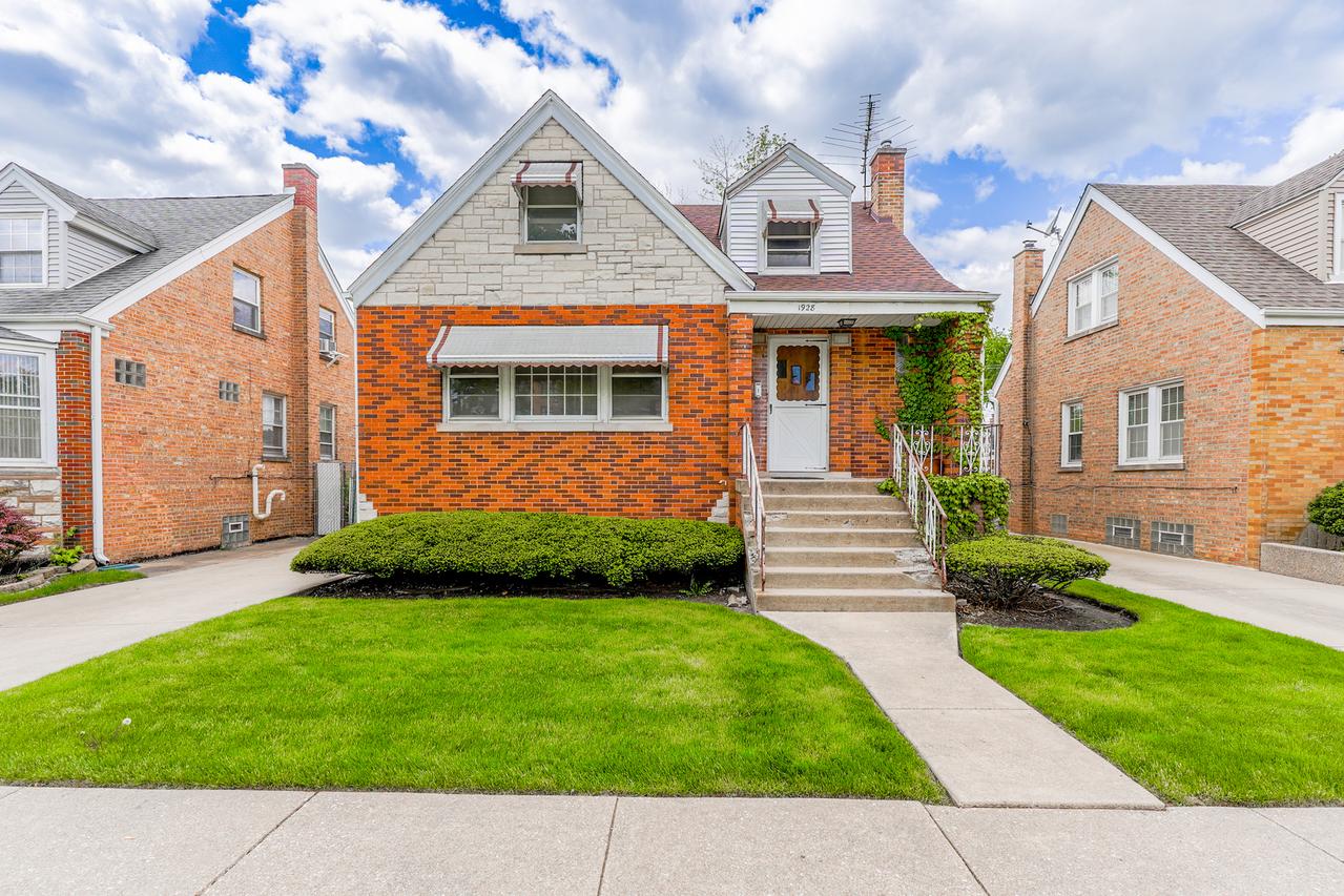 1928 N 72nd Ct., Elmwood Park, IL 60707