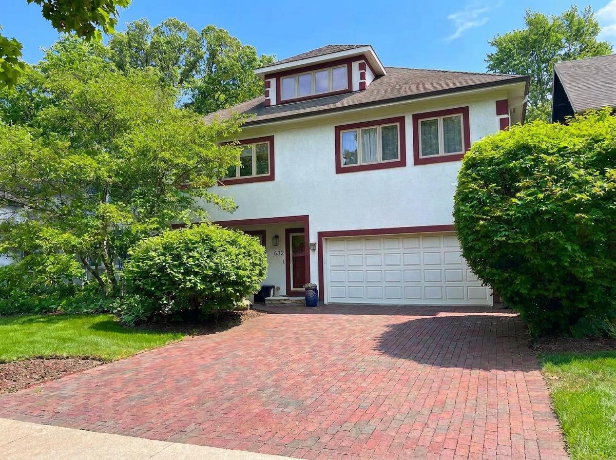 632 Fair Oaks Ave., Oak Park, IL 60302