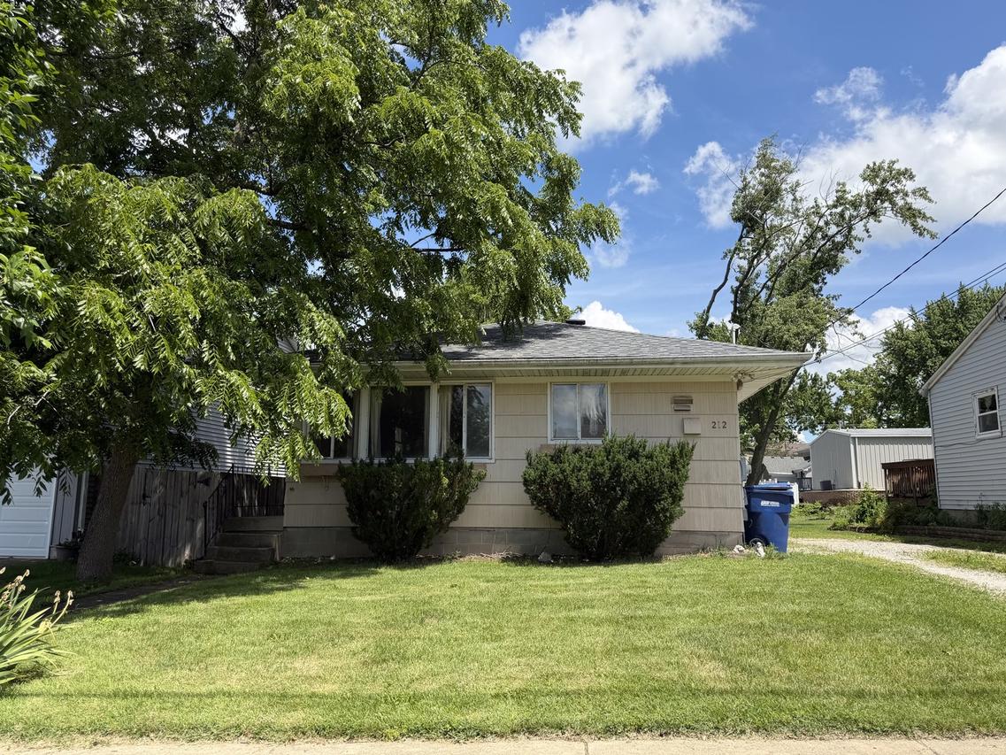 212 E Kansas St., Elburn, IL 60119