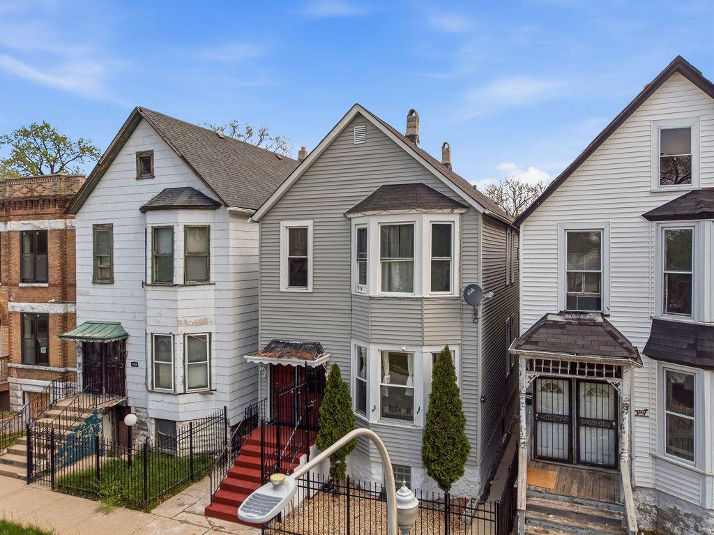 6433 S Aberdeen St., Chicago, IL 60621