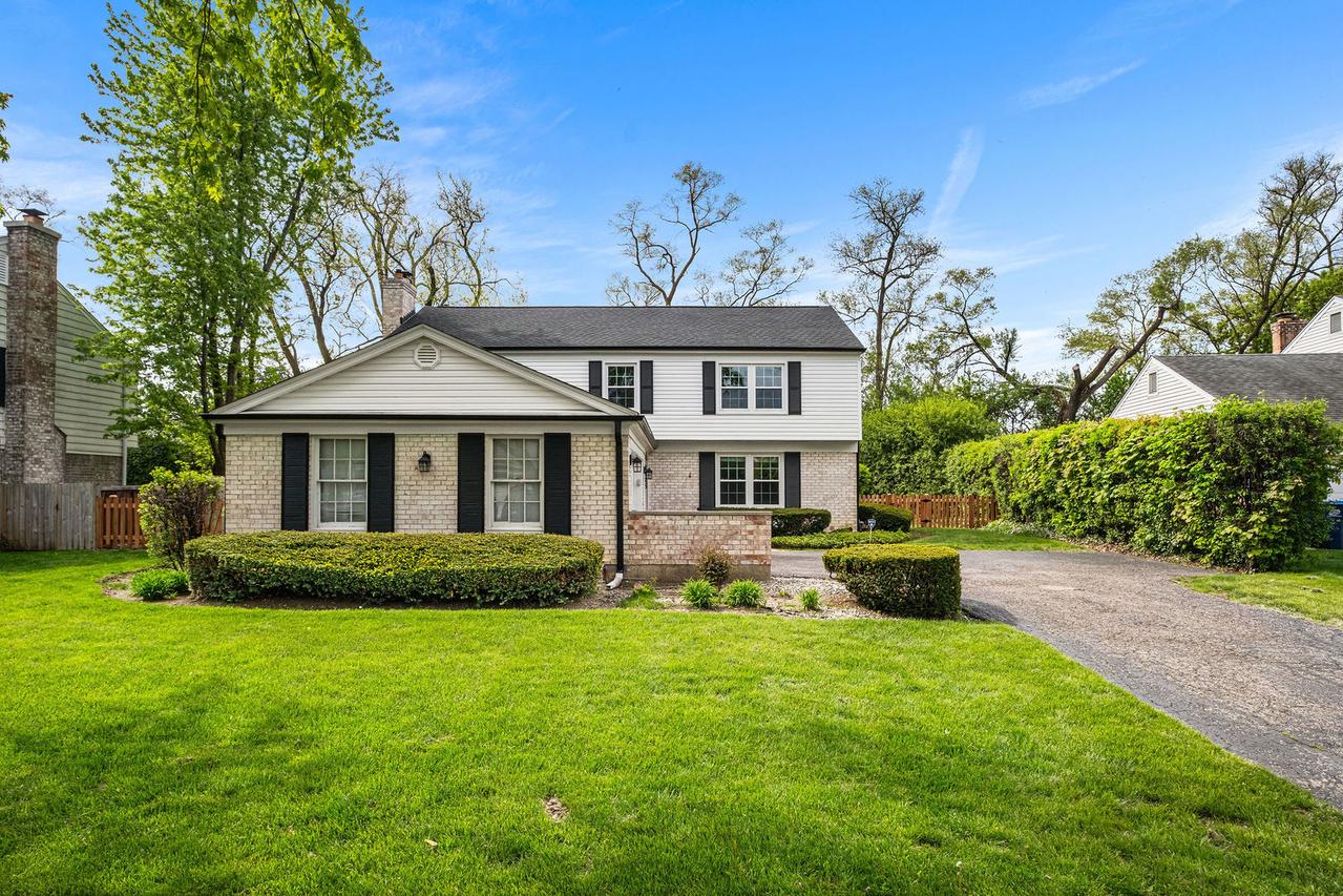 1115 Antique Ln., Northbrook, IL 60062