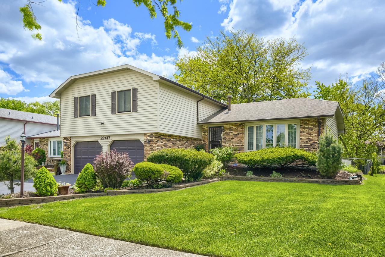 22417 Riverside Dr., Richton Park, IL 60471