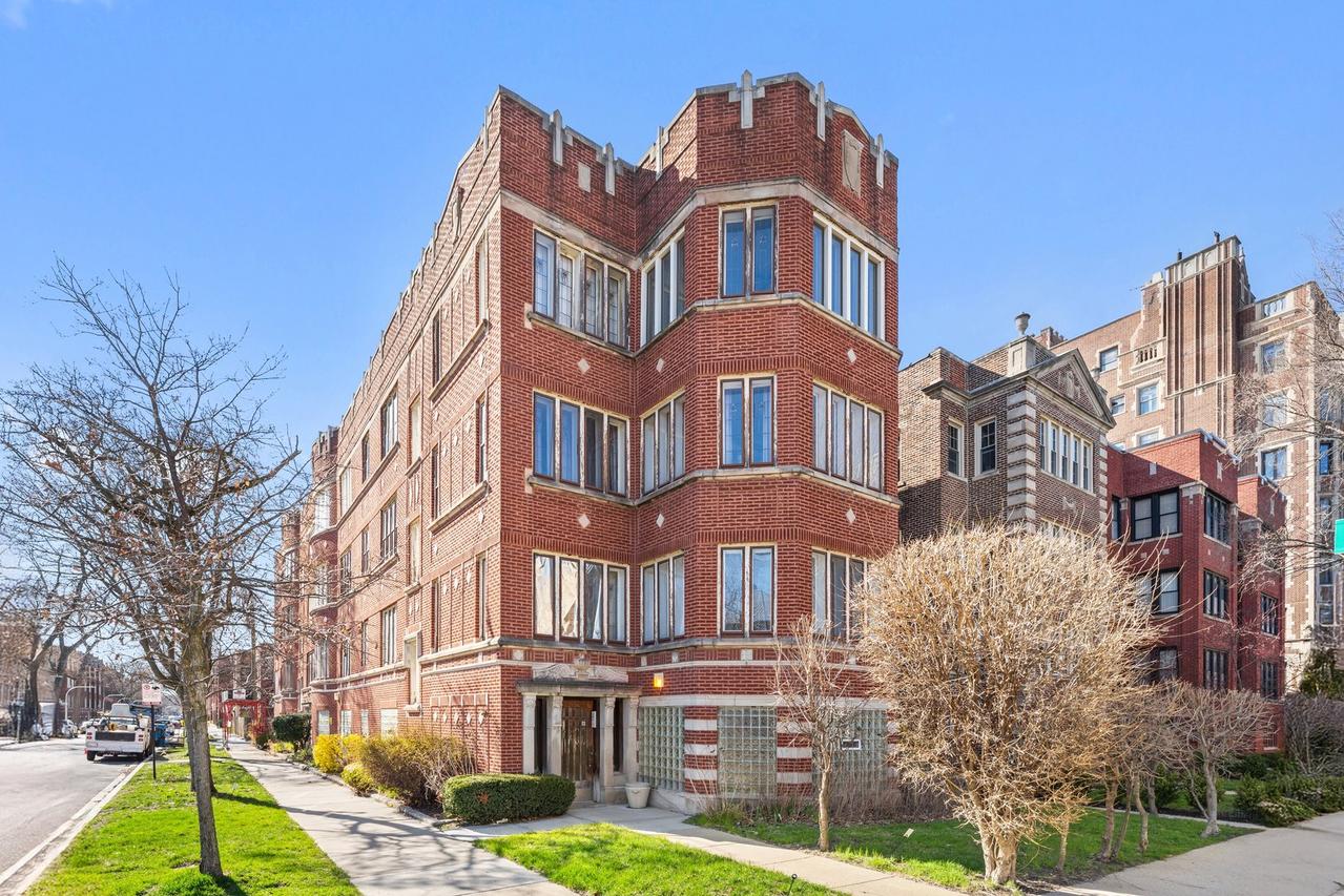 6756 S Oglesby Ave. #1, Chicago, IL 60649