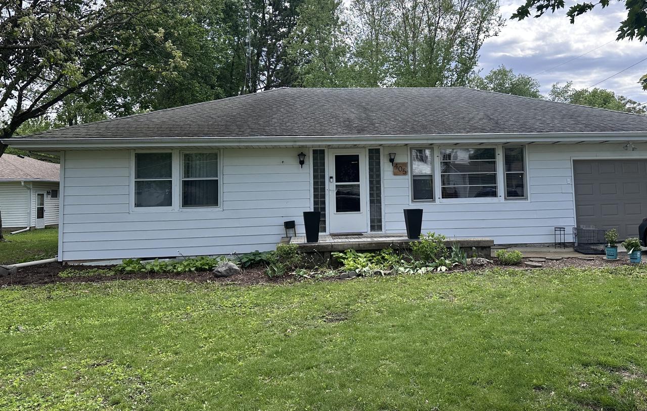 [Address Hidden by Seller], Mahomet, IL 61853