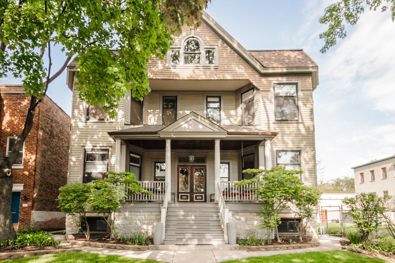111 S Grove Ave. #2S, Oak Park, IL 60302