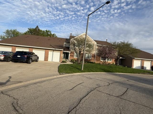 107 Autumn Ct., Buffalo Grove, IL 60089