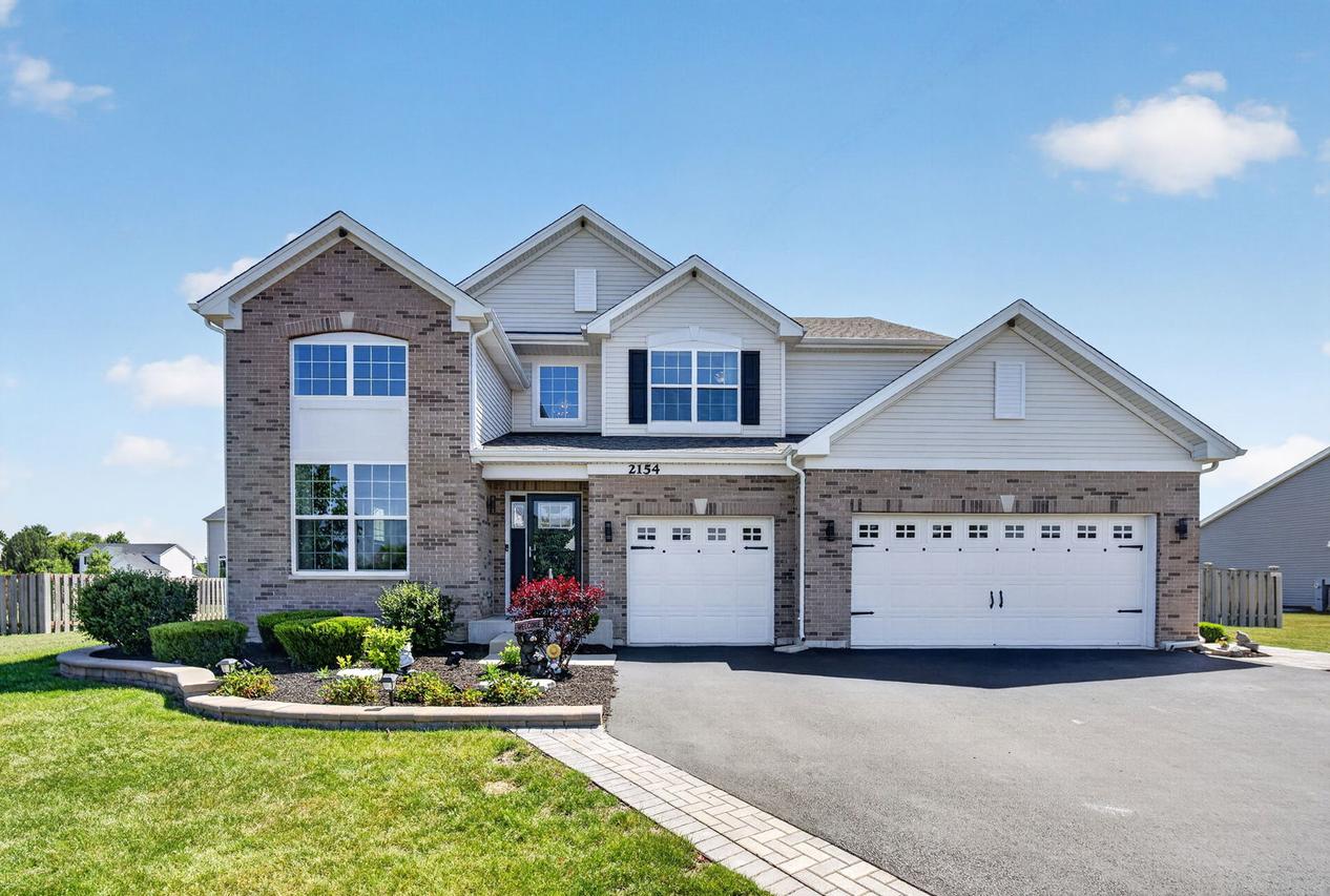 2154 Hartfield Ave., Yorkville, IL 60560